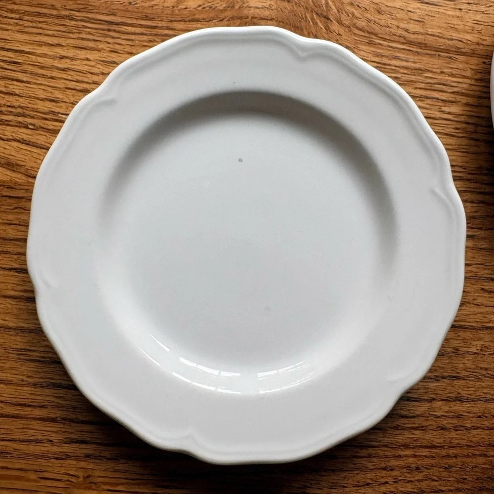 J&G Meakin Royal Staffordshire Heirloom Ironstone white set of 4 Plates ~7 in